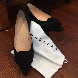 Unutzer Suede Black Flat with buckle